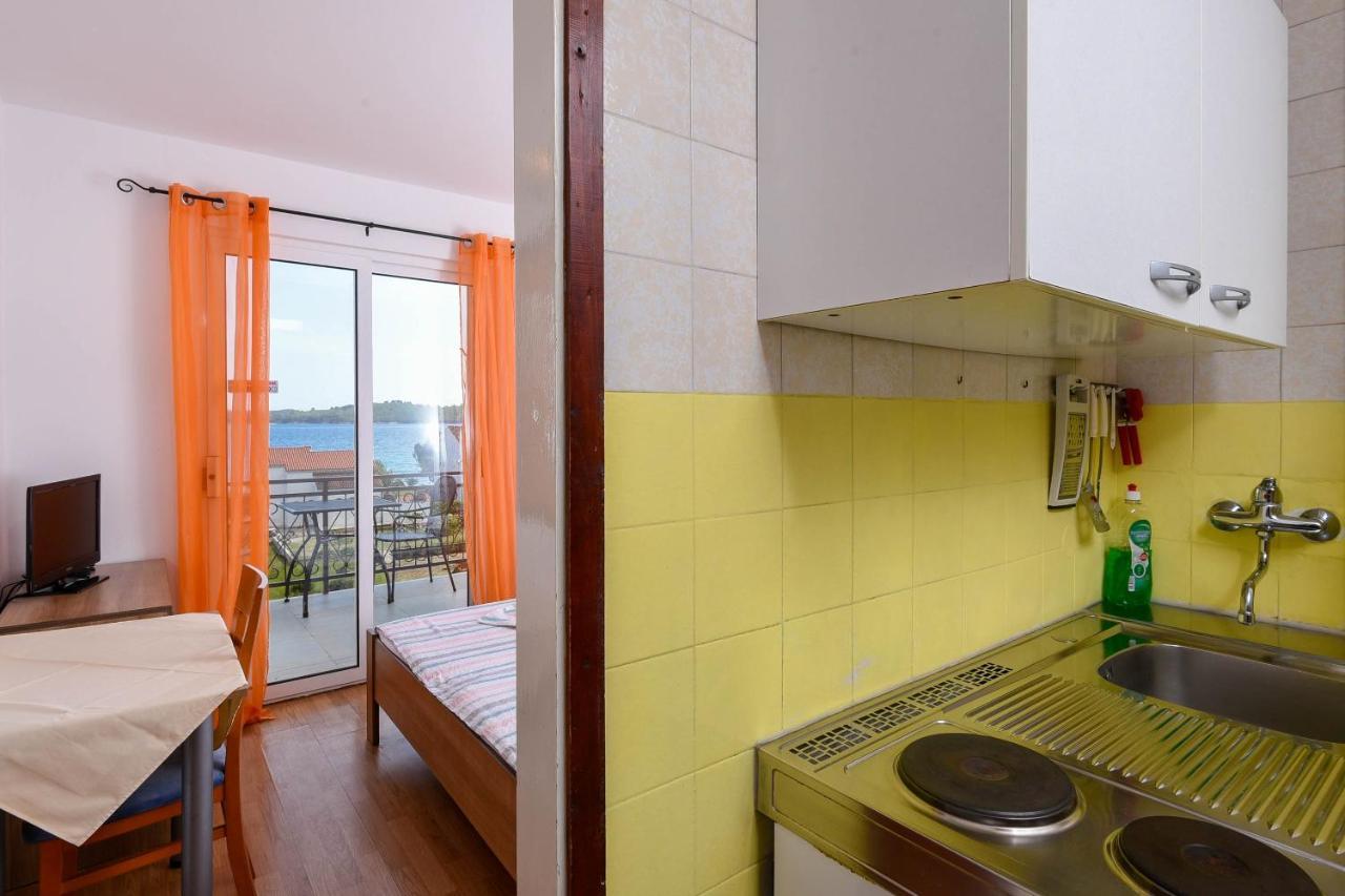 Lulak Studio Apartments Orebić Exterior foto